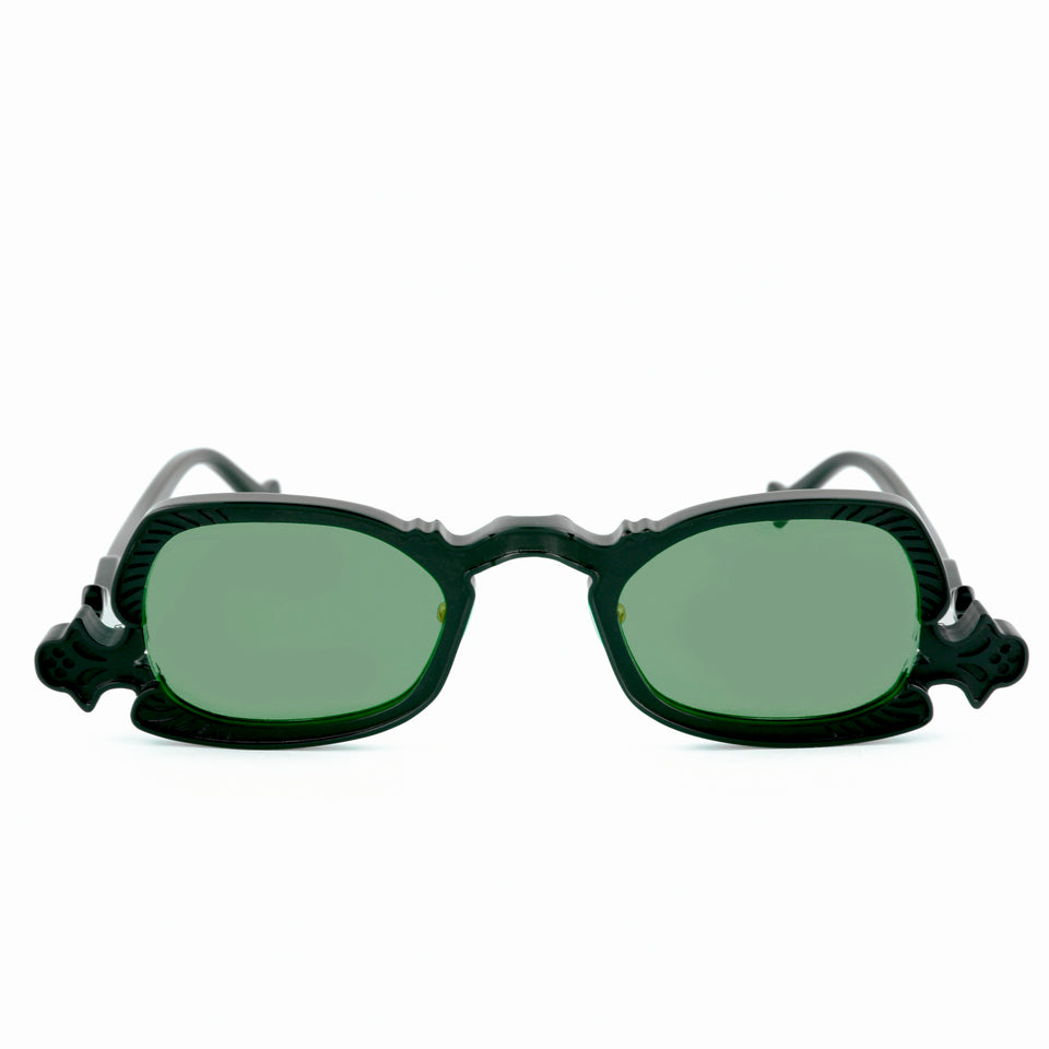 ARSENIC: BLACK W/ GREEN LENS
