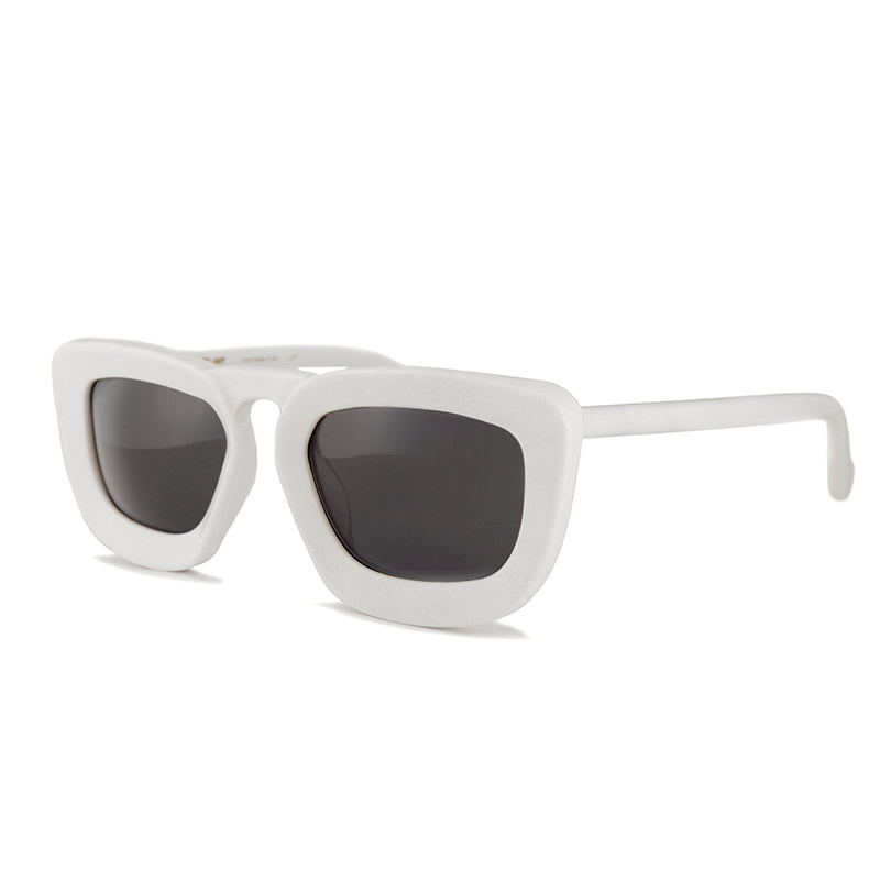 URLIKE: GLOSSY WHITE
