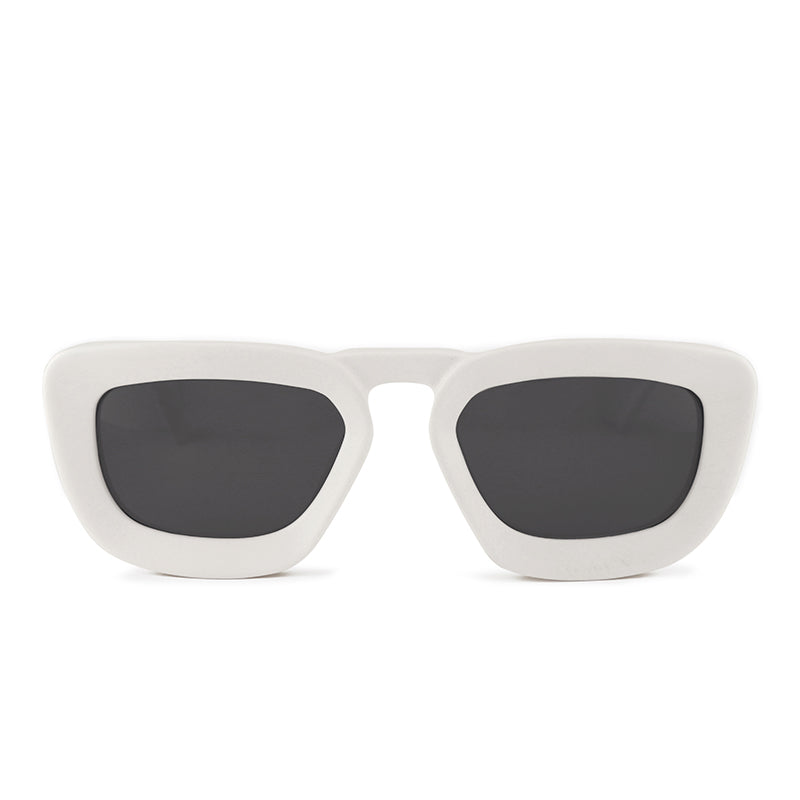URLIKE: GLOSSY WHITE